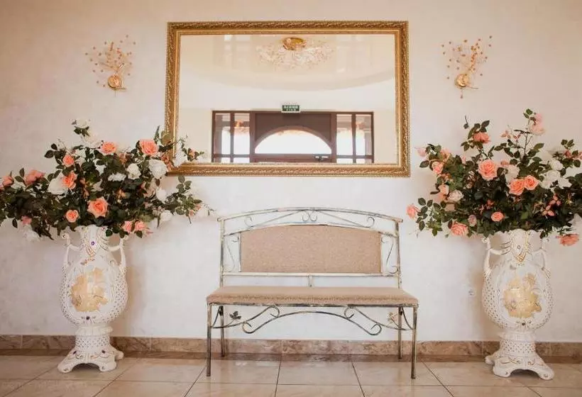 ホテル Hostynnyy Dvir