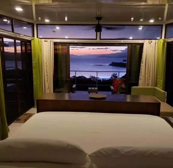 Hotelli Laguna Arenal