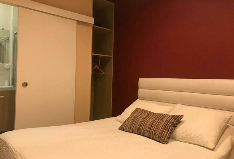 فندق Logis Le Cheval Blanc