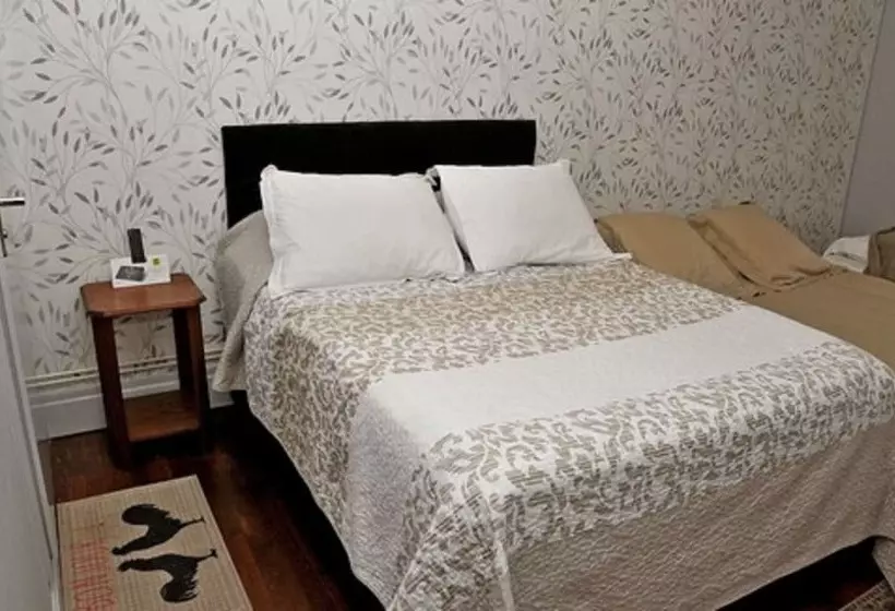 ホテル Logis Le Cheval Blanc