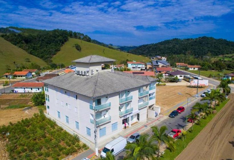 בית מלון כפרי Rio Fortuna