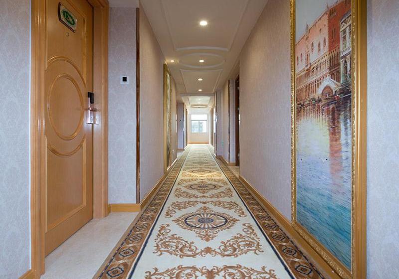 Vienna Hotel Xixiang Gushu