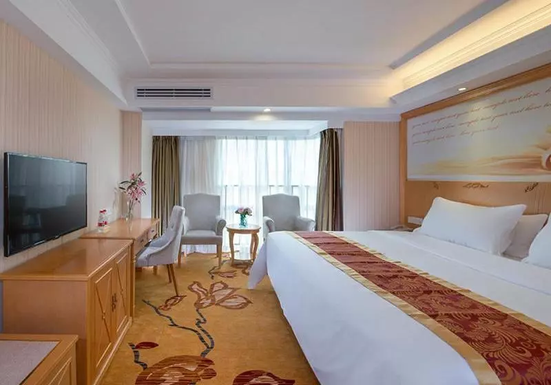 Vienna Hotel Xixiang Gushu