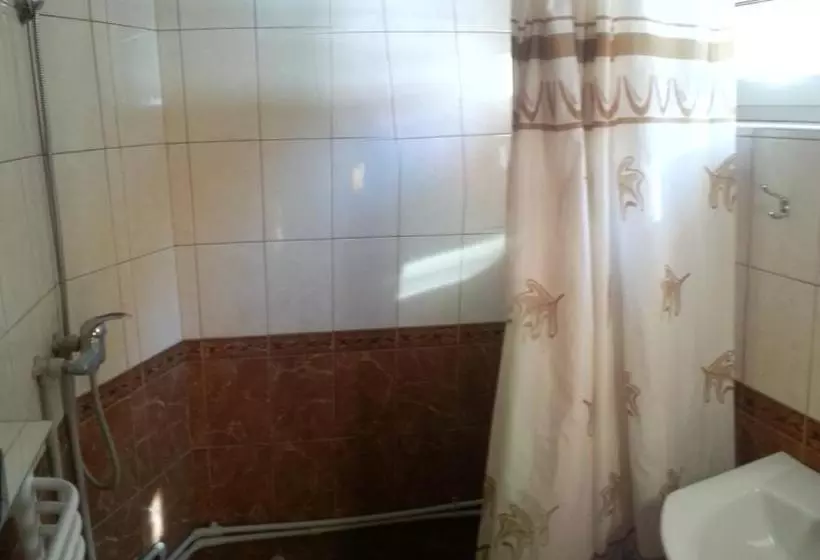 Majatalo садиба у туза