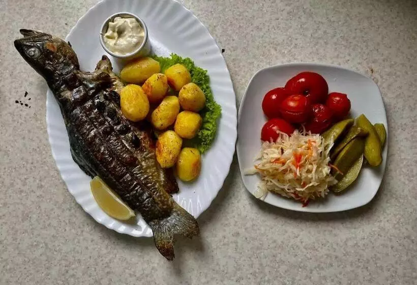 Majatalo садиба у туза