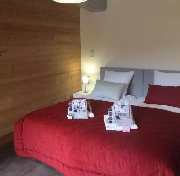 Majatalo Domaine La Fontaine Du Mont