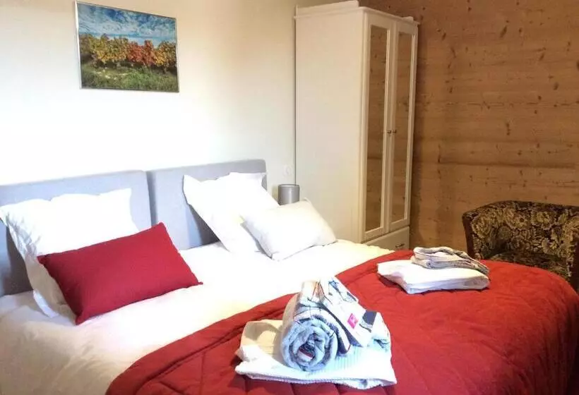 Majatalo Domaine La Fontaine Du Mont