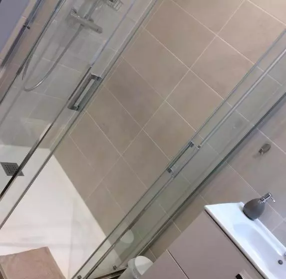 Majatalo Domaine La Fontaine Du Mont