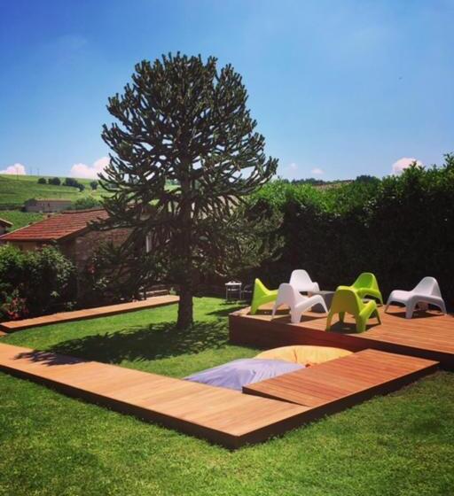 بنسيون Domaine La Fontaine Du Mont