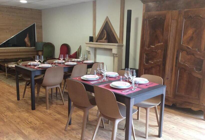 بنسيون Domaine La Fontaine Du Mont