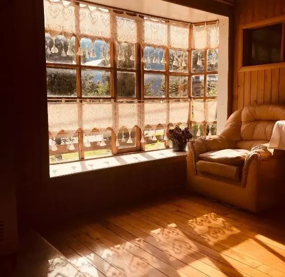 ペンション Hostal Bellavista