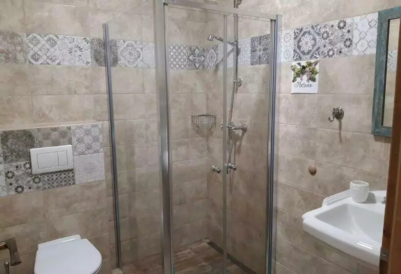 ペンション čičina Tvrdonice Penzion, Restaurace, Vinný Sklep