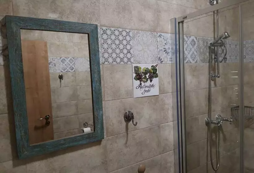 ペンション čičina Tvrdonice Penzion, Restaurace, Vinný Sklep