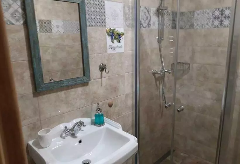 ペンション čičina Tvrdonice Penzion, Restaurace, Vinný Sklep