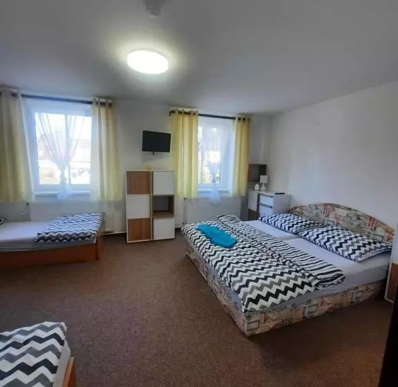 Majatalo Penzion A Restaurace Windows