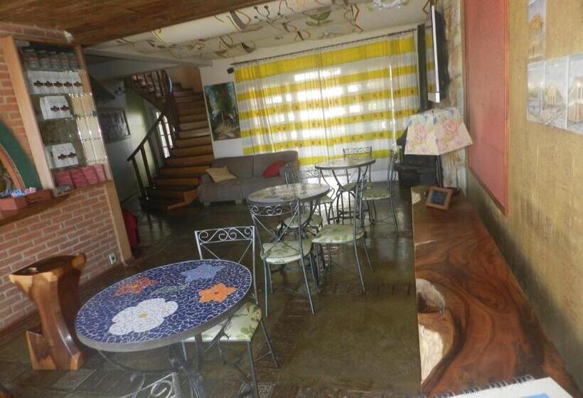 펜션 Pousada Casarão Noronha Kauage