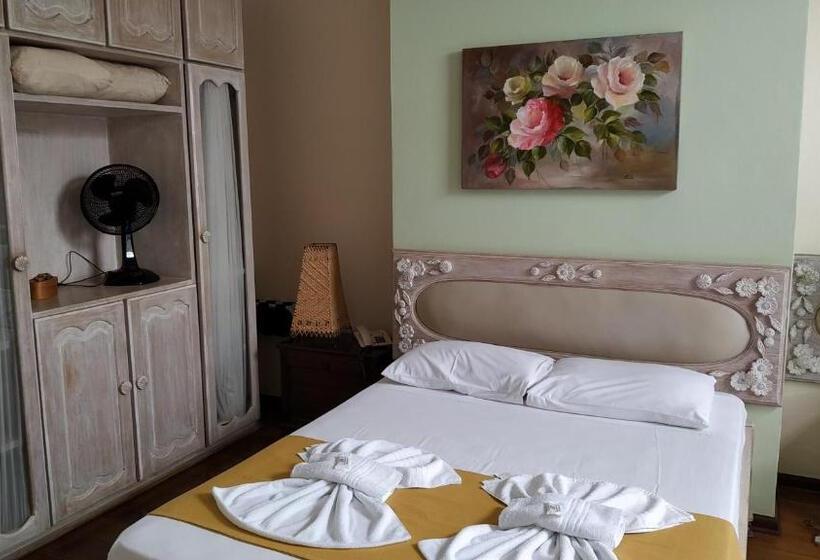 펜션 Pousada Casarão Noronha Kauage