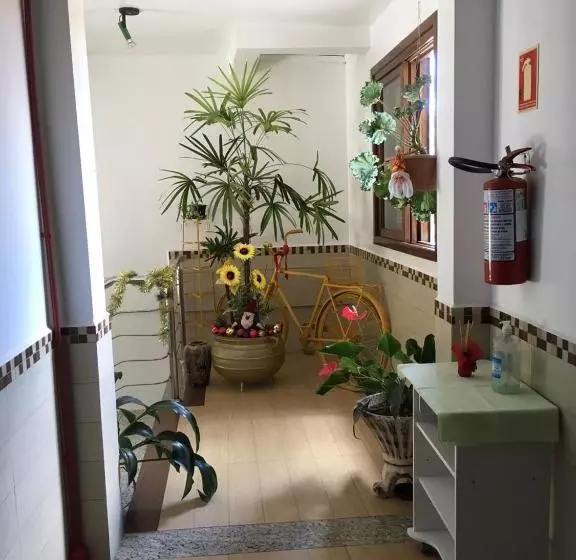 Majatalo Pousada Rolantchê