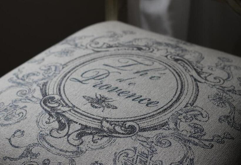 פנסיון Vintage Vert