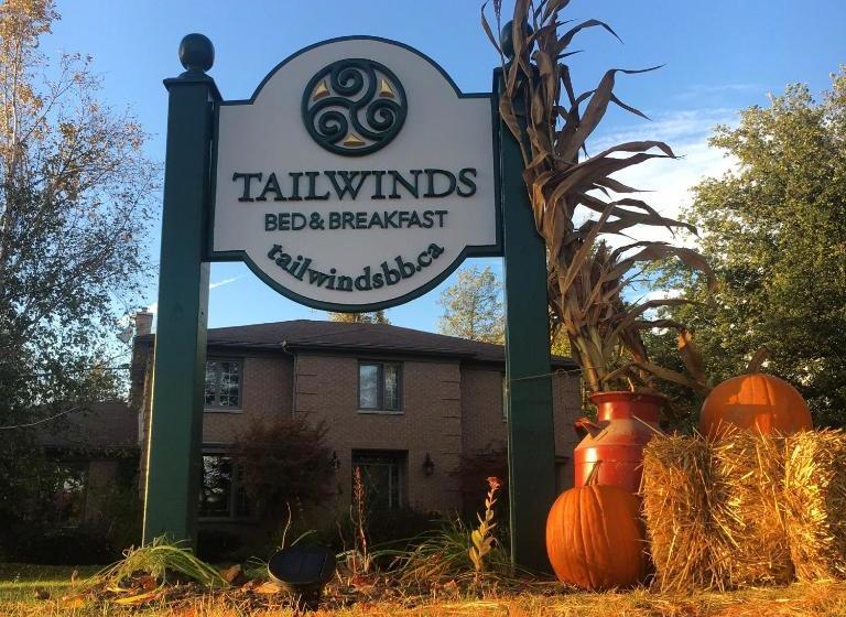 Tailwinds B&b