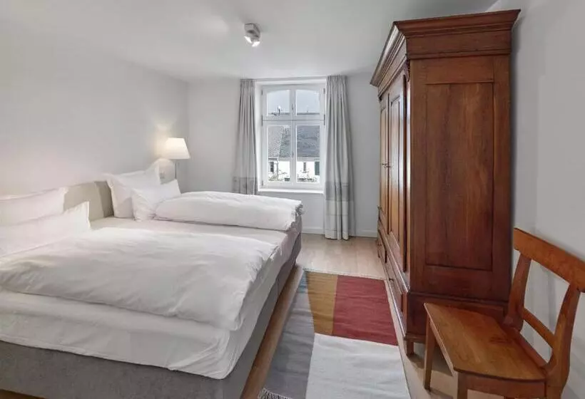 Aamiaismajoitus (B&B) Gästehaus Cantzheim