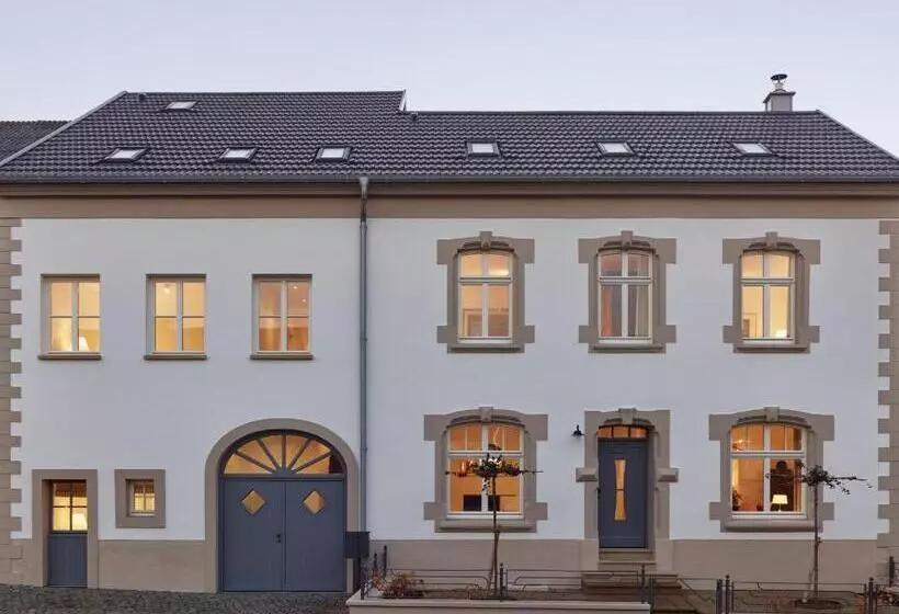 Aamiaismajoitus (B&B) Gästehaus Cantzheim