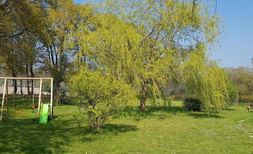 مبيت وإفطار La Bercéenne