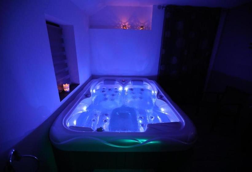 مبيت وإفطار La Bercéenne