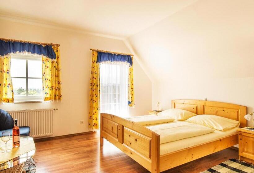 Отель Landhof Steinbäck