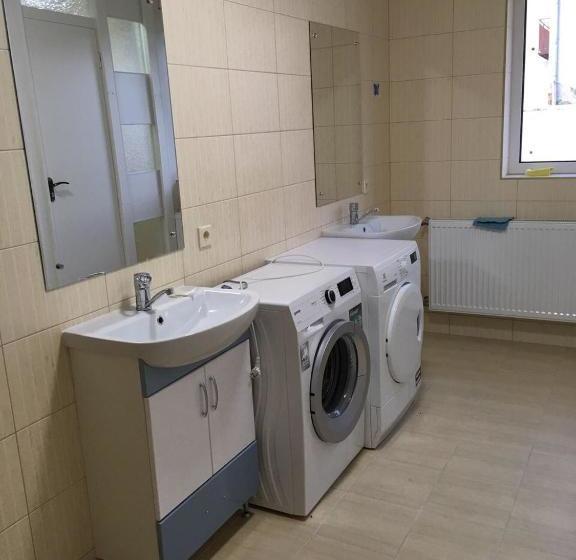 Pension (Hôtel basse catégorie) гостевой дом юран