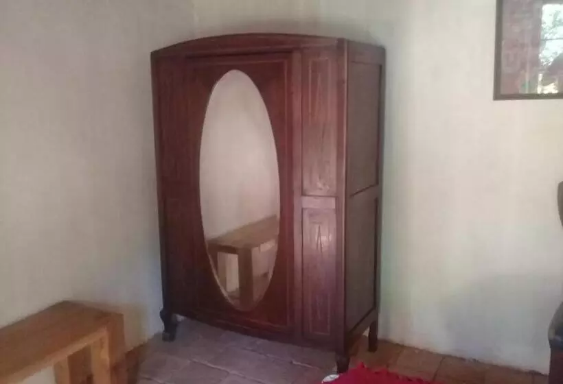 Majatalo Hostal Del Ingles