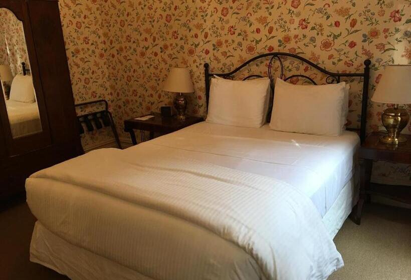 مبيت وإفطار Cowper Inn