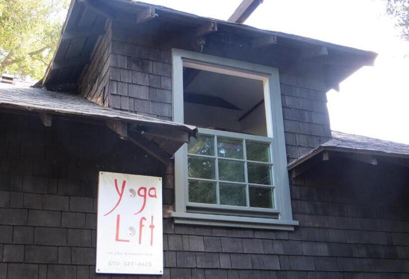 مبيت وإفطار Cowper Inn