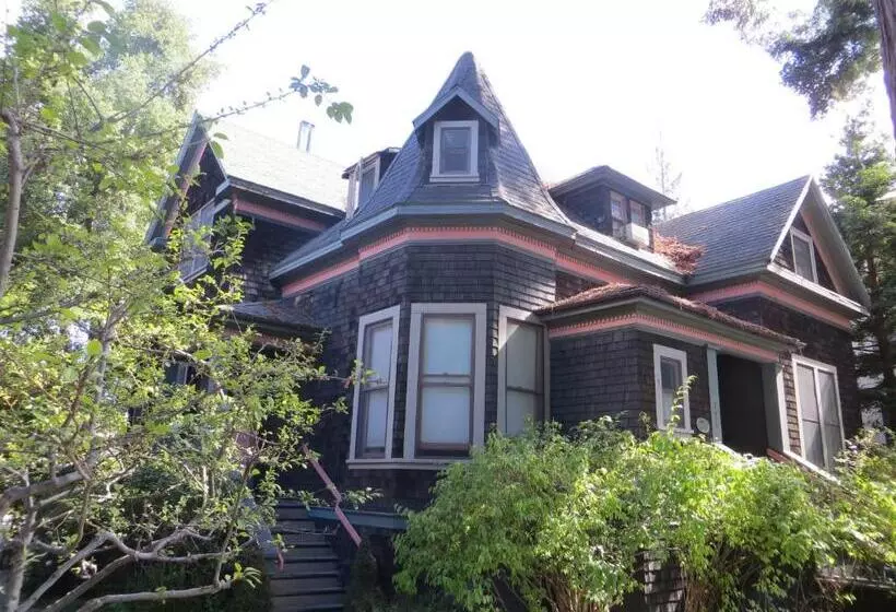 Aamiaismajoitus (B&B) Cowper Inn