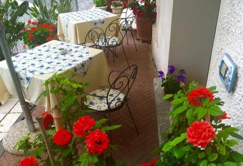 Aamiaismajoitus (B&B) Donna Alda Affittacamere