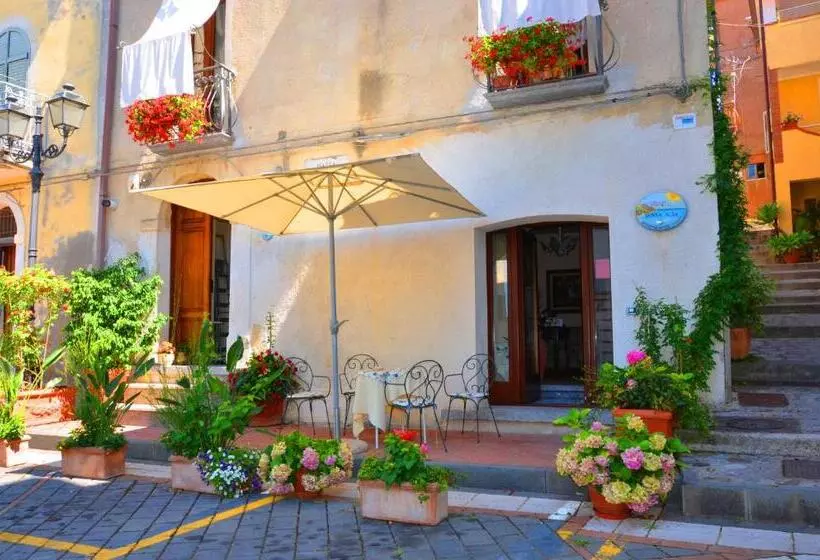 Aamiaismajoitus (B&B) Donna Alda Affittacamere