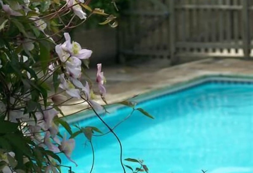 住宿加早餐 Eversley