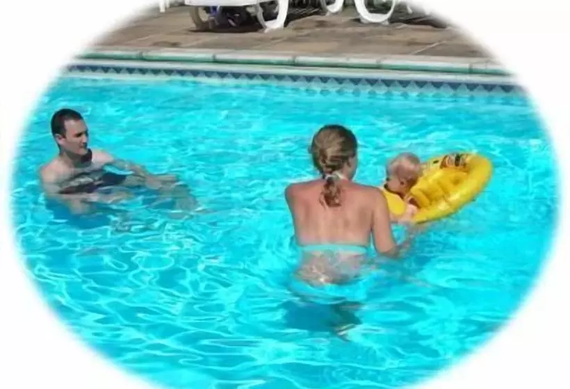 ベッドアンドブレックファースト Eversley