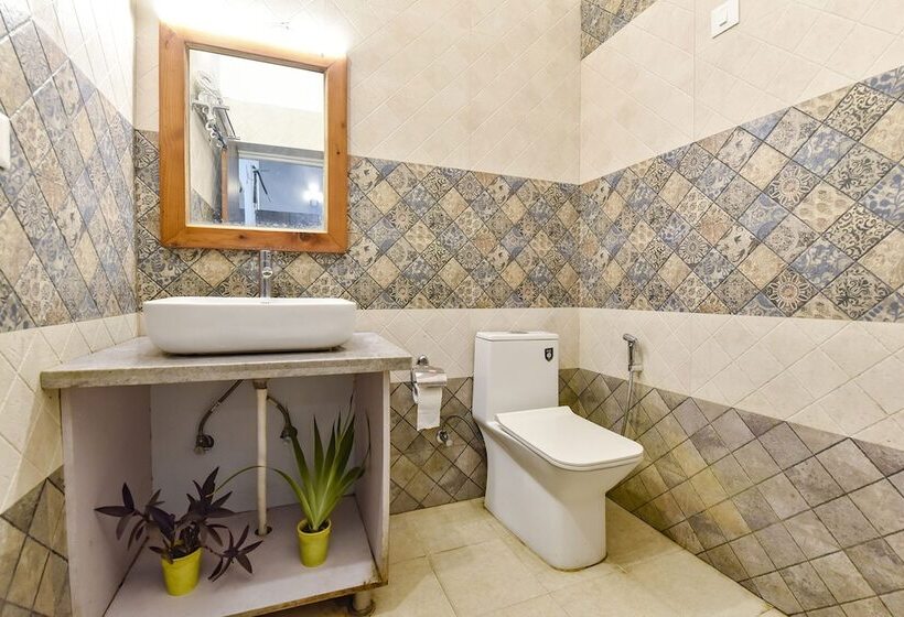 Fabhotel Kk Residency