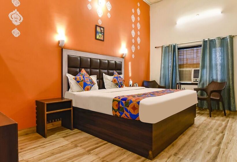 Fabhotel Kk Residency