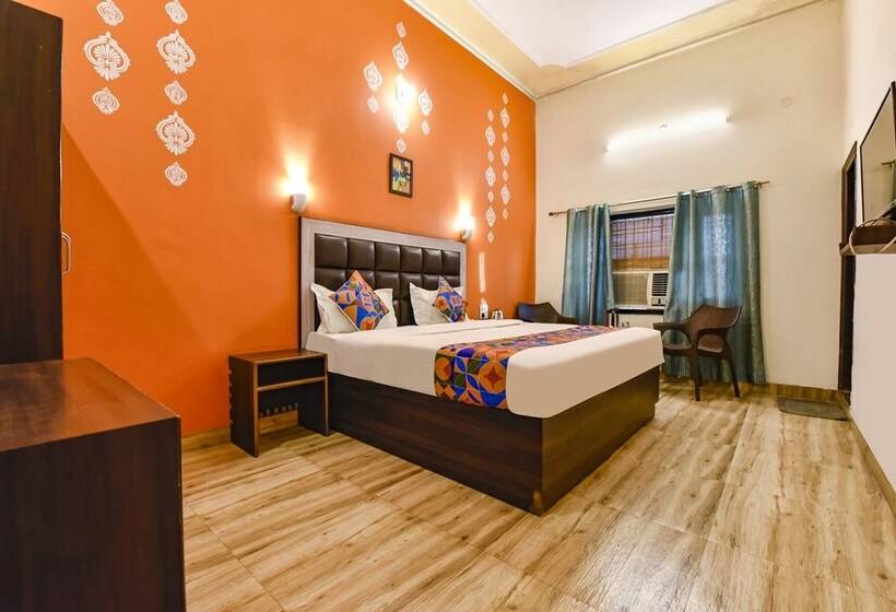 Fabhotel Kk Residency