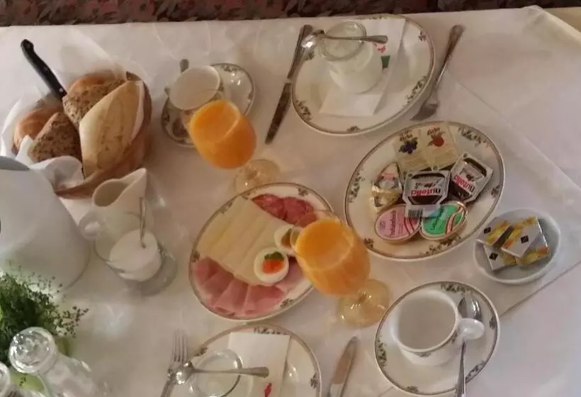 Gasthaus Pension Sandner Linde