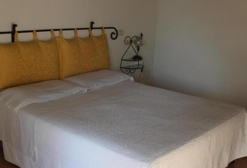 ホテル Agriturismo Il Poggiolo