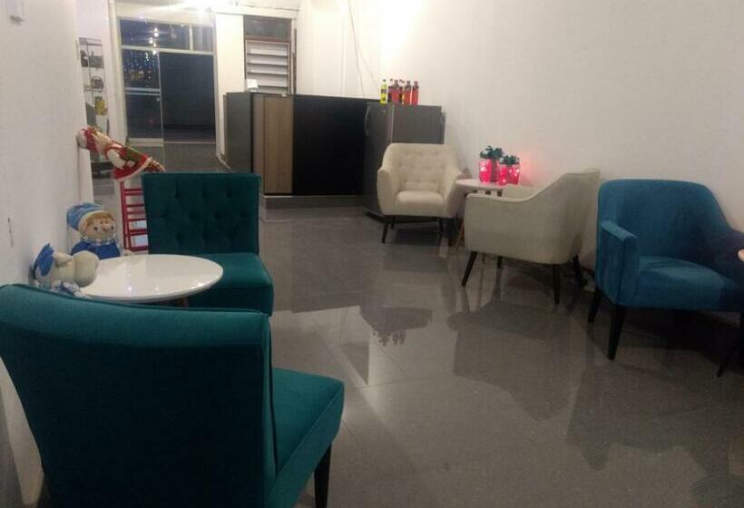 فندق Regency Plaza