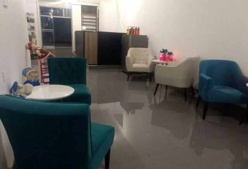 Hotel Regency Plaza