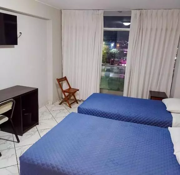 Hotel Regency Plaza