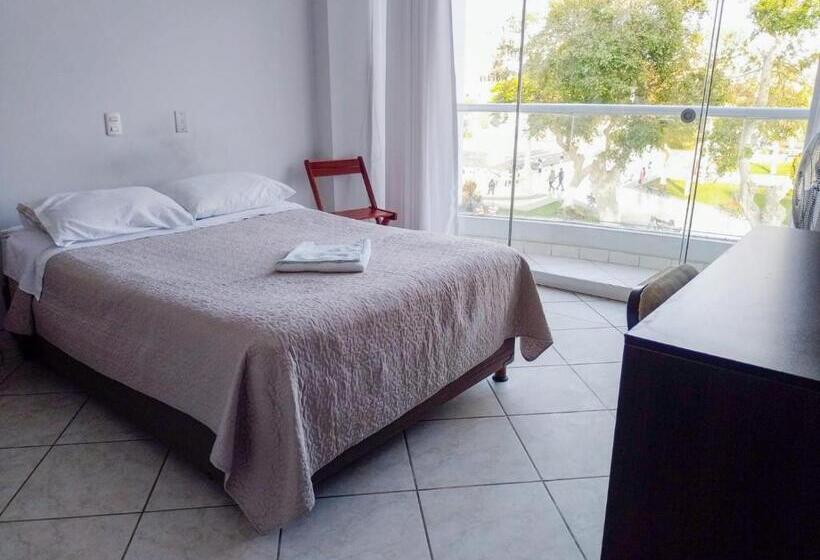 فندق Regency Plaza