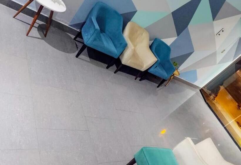 فندق Regency Plaza