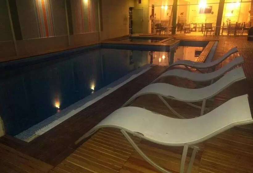 Hotel Regency Plaza