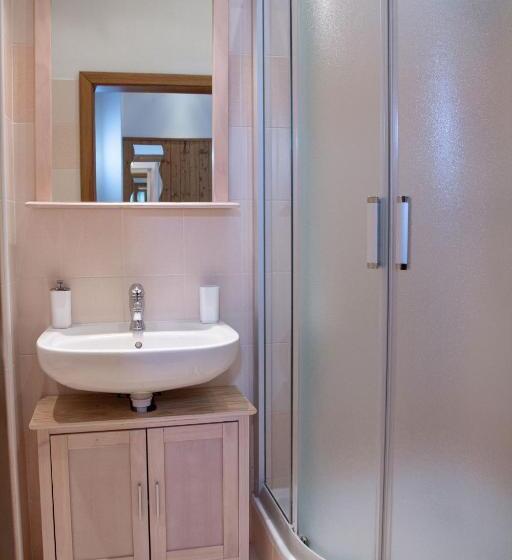 בית מלון כפרי Tynec